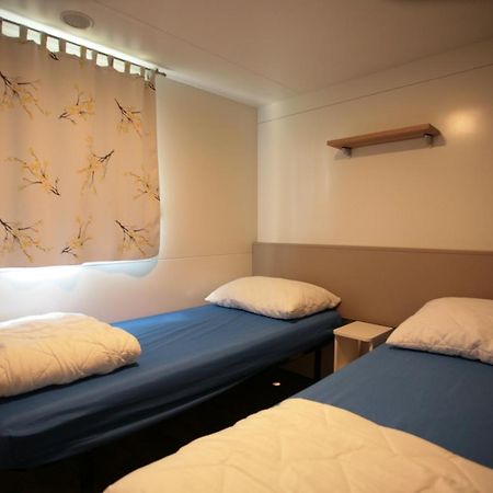 Camping Adria Mobile Home Park Umago Exterior foto