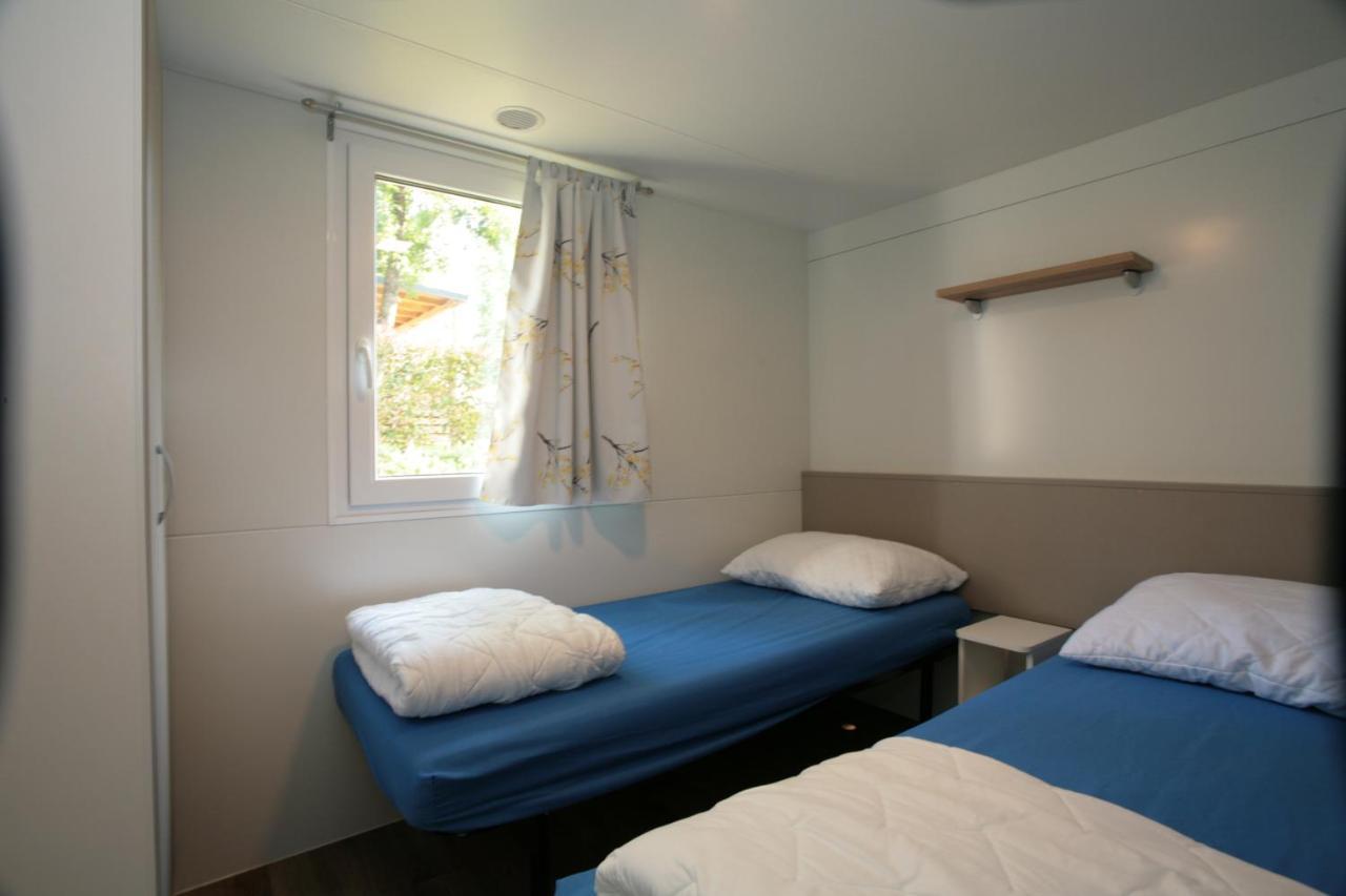 Camping Adria Mobile Home Park Umago Exterior foto