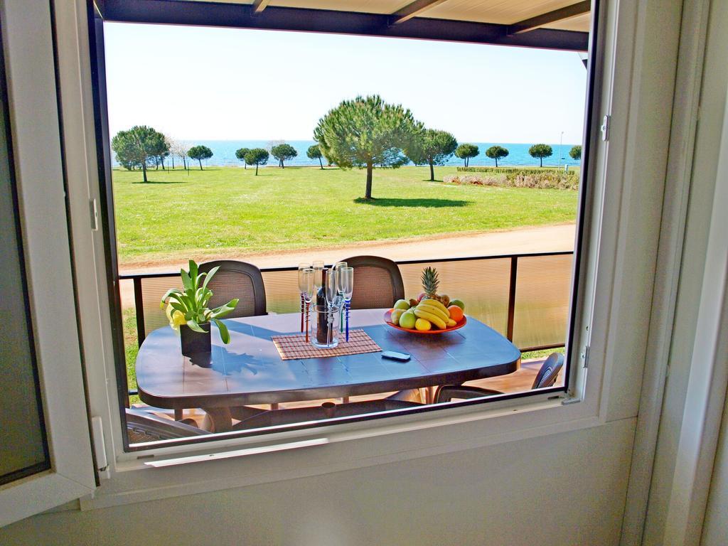 Camping Adria Mobile Home Park Umago Quarto foto